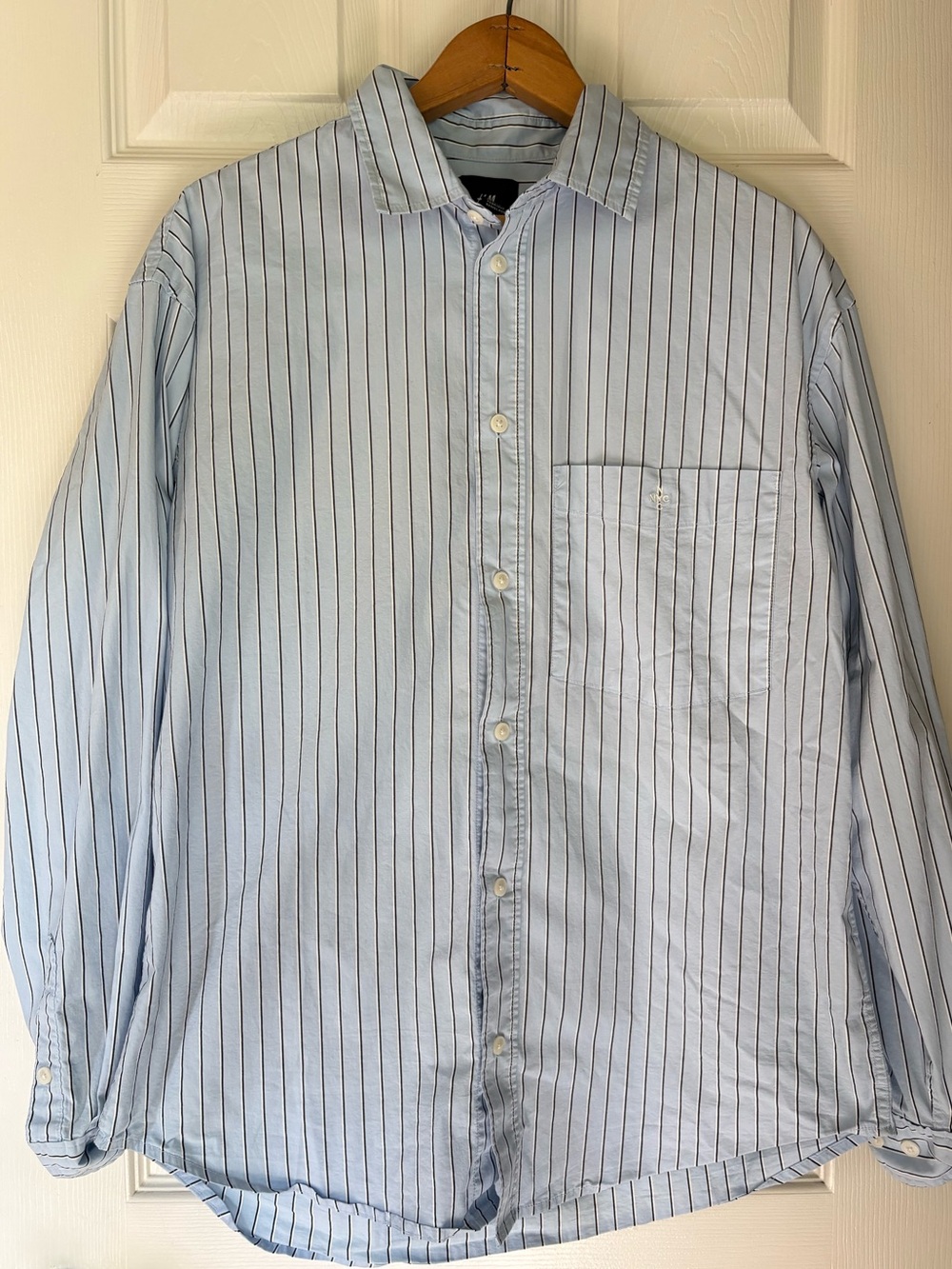 H&M Light Blue Striped Button-Down Shirt men’s small - Picture 1 of 7